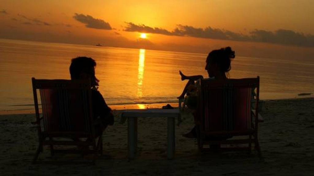 Hangnaameedhoo Local Island Inn מראה חיצוני תמונה