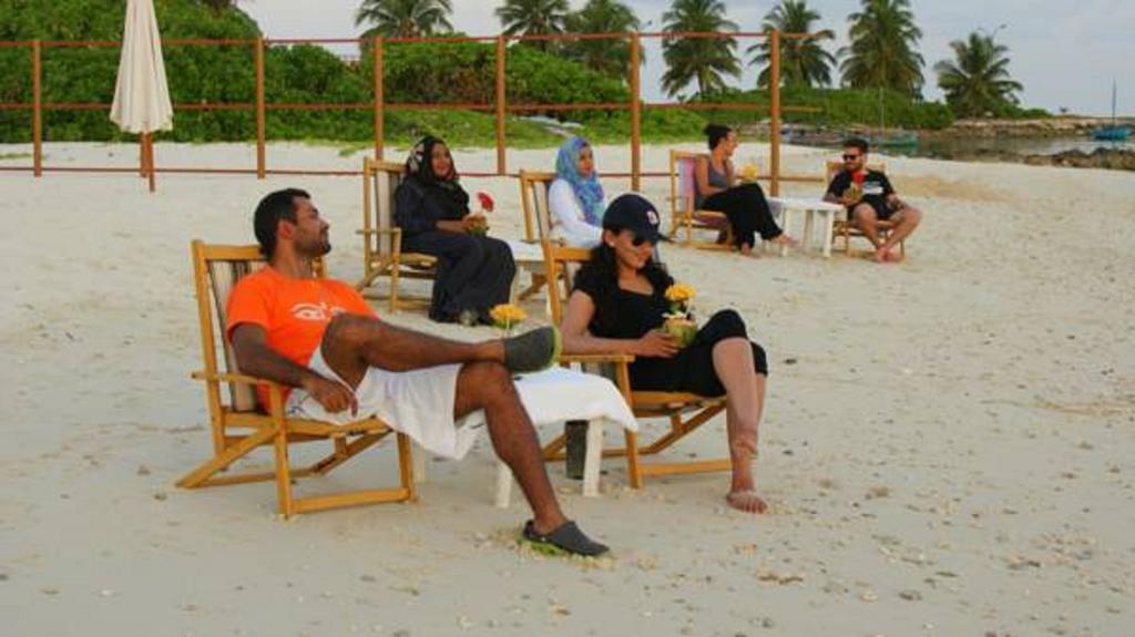 Hangnaameedhoo Local Island Inn מראה חיצוני תמונה