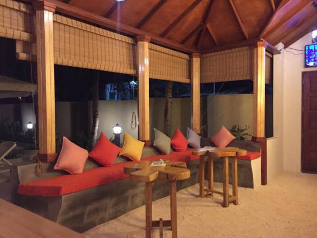 Hangnaameedhoo Local Island Inn מראה חיצוני תמונה