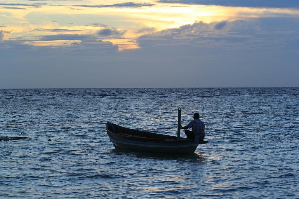 Hangnaameedhoo Local Island Inn מראה חיצוני תמונה