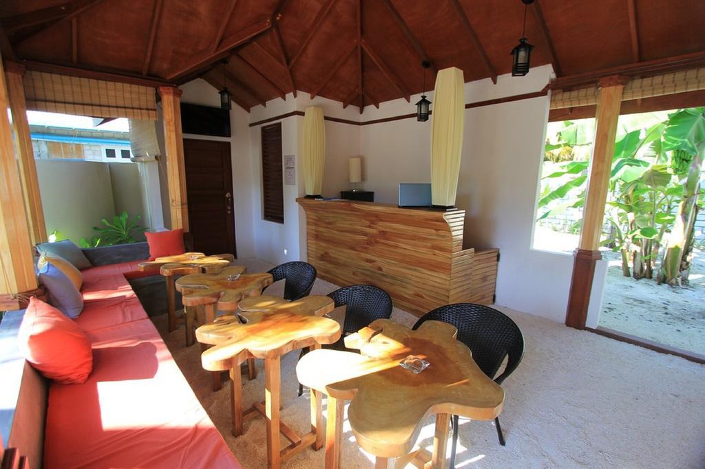 Hangnaameedhoo Local Island Inn מראה חיצוני תמונה